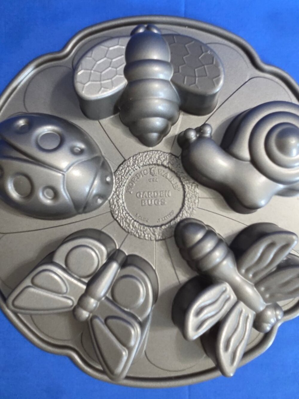 Nordic Ware GARDEN BUGS Cakelet Mini Cake PAN 5 Muffin Mold Cupcake Insect